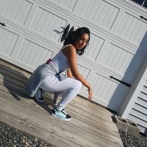 Meet your Posher, Veronica